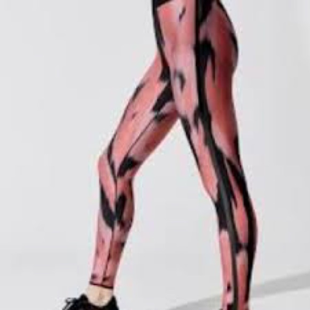Ultracor High-Waist Nautilus Leggings